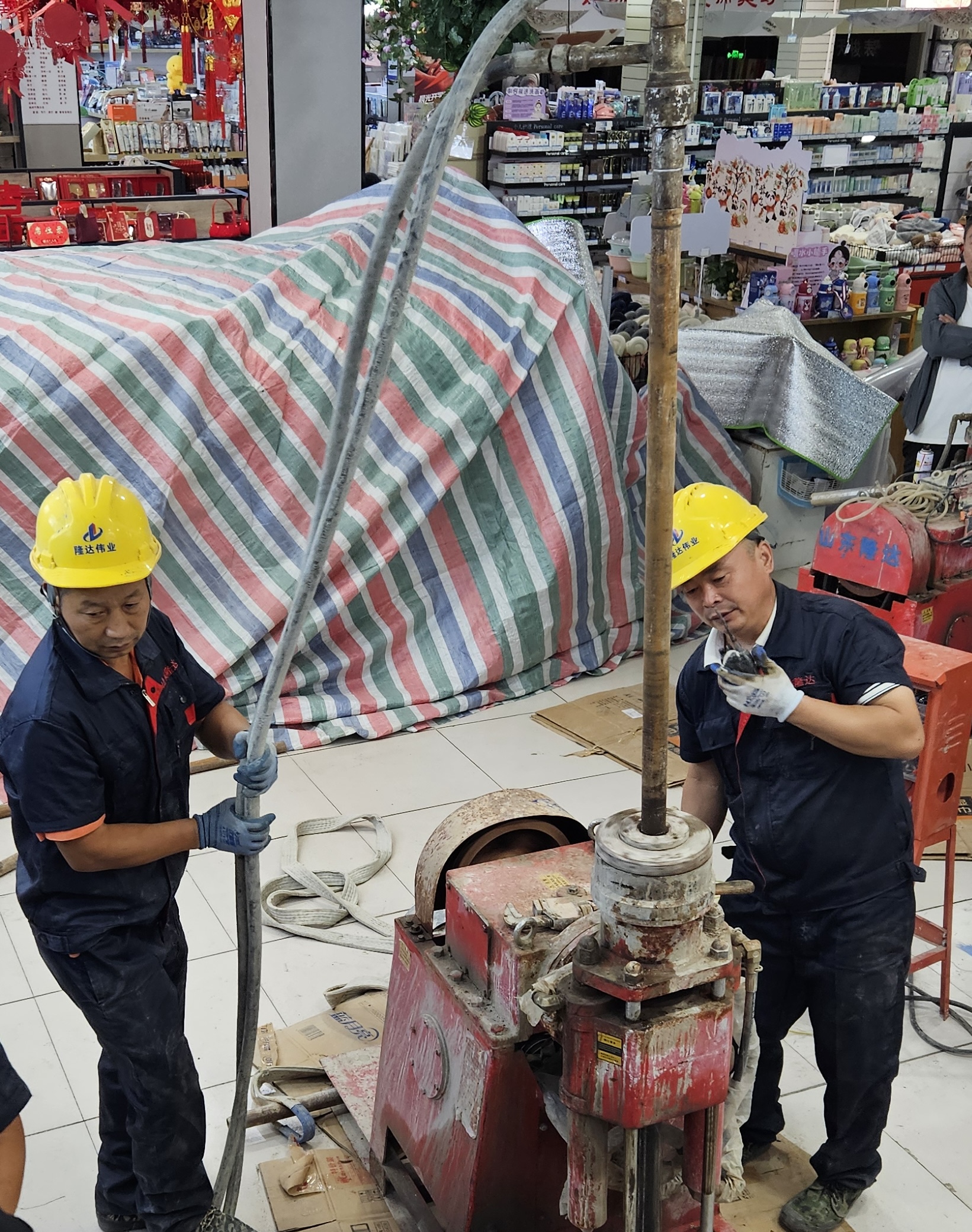 河北承德某大型商场夜间施工日间营业的地基沉降修复方案